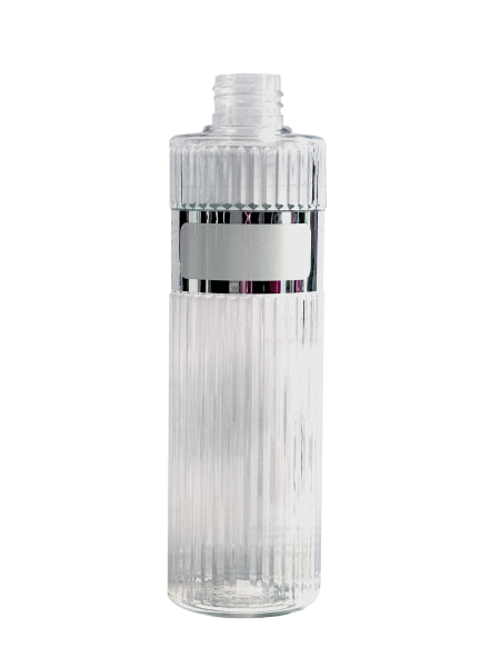 Leere 500ml PET Flasche klar.